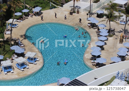 青い海と純白の砂で世界中から愛されるメキシコ随一リゾート、カンクン！オールインクルーシブホテル宿泊 125738047