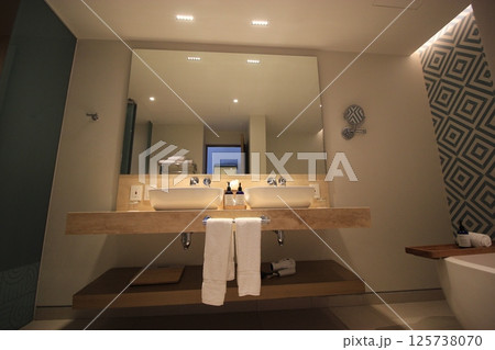 青い海と純白の砂で世界中から愛されるメキシコ随一リゾート、カンクン!オールインクルーシブホテル宿泊 青い海と純白の砂で世界中から愛されるメキシコ随一リゾート、カンクン!オールインクルーシブホテル宿泊 125738070