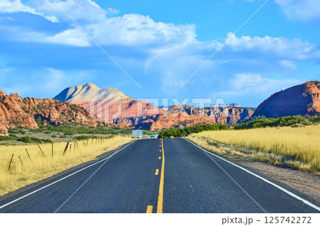 Scenic Road to Red Rock Formations in Utah - Eye Level Perspective 125742272