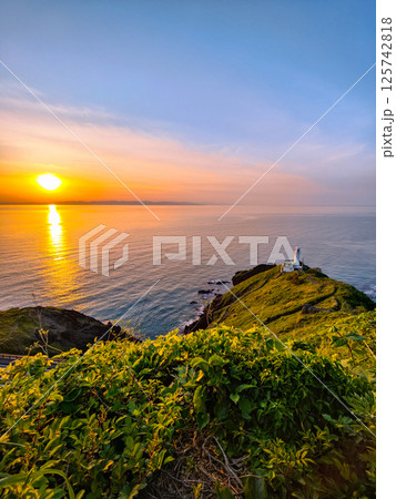 角田岬の夕暮れ 125742818