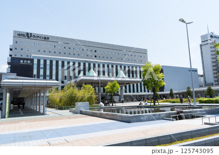 金沢駅の金沢港口(西口)広場の風景|北陸新幹線・IRいしかわ鉄道|2025年5月撮影|石川県金沢市 金沢駅の金沢港口(西口)広場の風景|北陸新幹線・IRいしかわ鉄道|2025年5月撮影|石川県金沢市 125743095