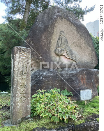尾山神社のお松の方像(石川県金沢市) 尾山神社のお松の方像(石川県金沢市) 125743701
