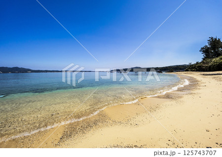 沖縄　海岸 125743707
