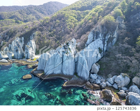 「青森県」ドローンで仏ヶ浦を空撮　下北半島佐井村 125743836