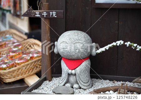 お地蔵さん 125748226