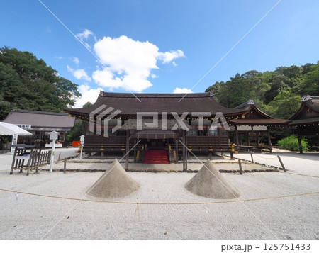 上賀茂神社の立砂『和風イメージ』(京都) 125751433