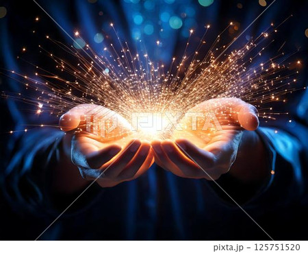 手の中にある優しい光 手の中にある優しい光 125751520