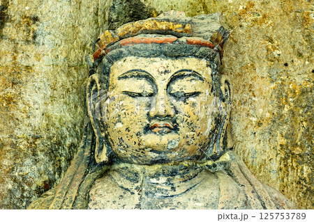 臼杵石仏の大日如来像 臼杵石仏の大日如来像 125753789