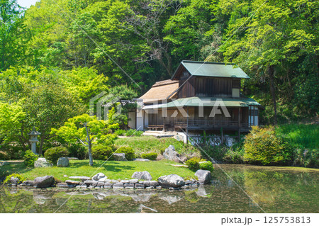 岡山県指定名勝 近水園 125753813