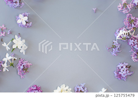 Romantic lilac bouquet on gray background 125755479