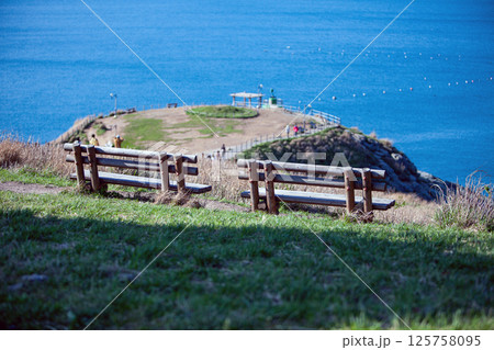 Windy Hill Scenery 125758095