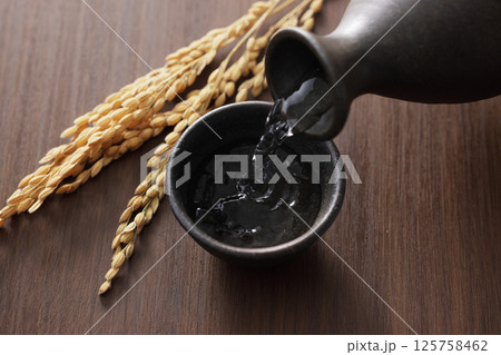 日本酒 日本酒 125758462