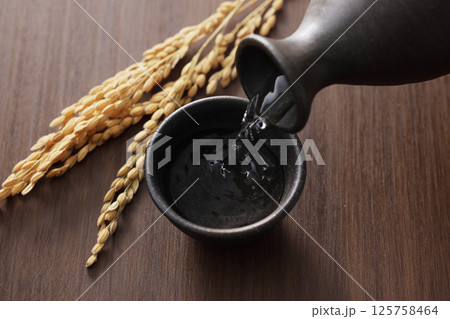 日本酒 日本酒 125758464