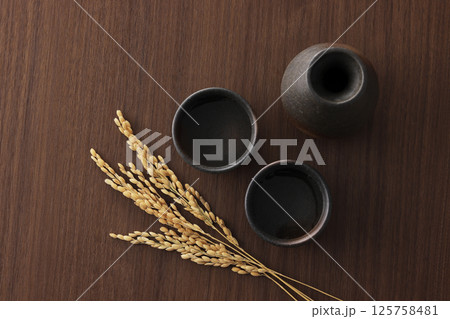 日本酒 日本酒 125758481