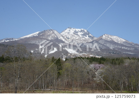雪山 125759073