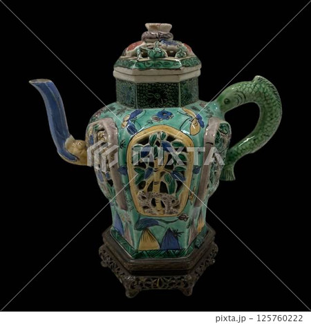 Early 18th Century Chinese Wine Pot - Famille Verte Porcelain - Antique 125760222