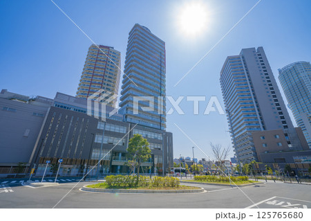 京成曳舟駅と周辺の新しい街並み 125765680