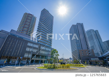 京成曳舟駅と周辺の新しい街並み 京成曳舟駅と周辺の新しい街並み 125765683