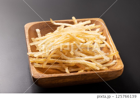 細切り　焼ききす　（魚介乾製品） 125766139