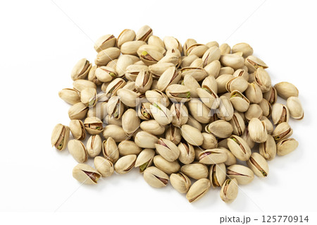 白バックのピスタチオ 125770914