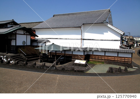 熊本県山鹿市 豊前街道の風情あるレトロな町並み(惣門地区) 熊本県山鹿市 豊前街道の風情あるレトロな町並み(惣門地区) 125770940