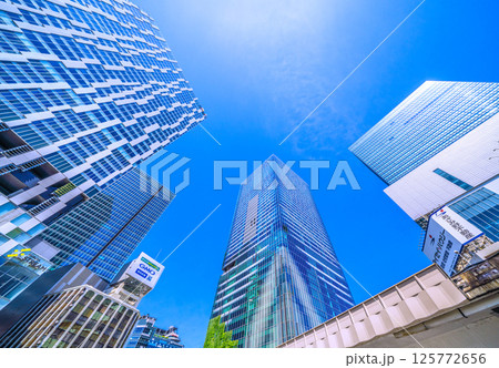 日本の東京都市景観 渋谷ストリームや渋谷スクランブルスクエアなど渋谷“東急村”のビル群 125772656