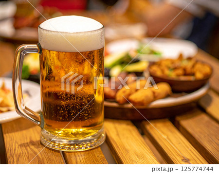 ビール 125774744