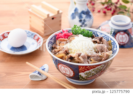チーズ牛丼 125775790