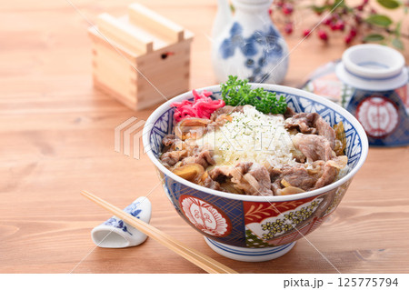 チーズ牛丼 チーズ牛丼 125775794