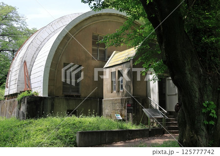 国立天文台三鷹本部のゴーチェ子午環室 125777742