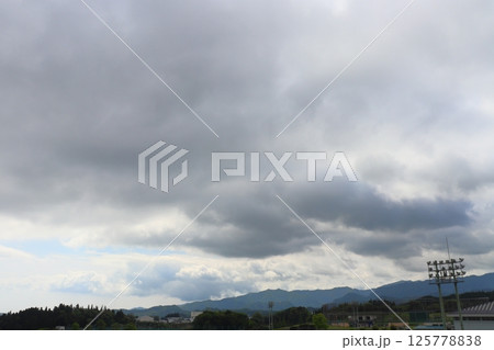 曇り空 曇り空 125778838