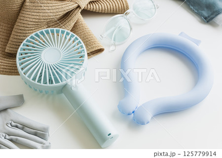 熱中症対策グッズ 125779914