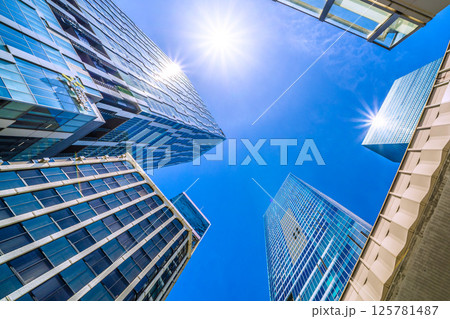 日本の東京都市景観 渋谷ストリームや渋谷スクランブルスクエア、渋谷ヒカリエなど渋谷“東急村”のビル群 125781487