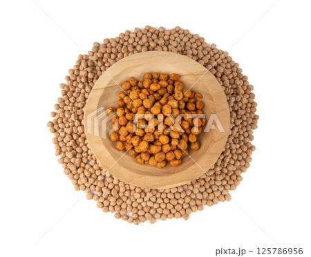 Roasted chickpeas, leblebi pile, spicy fried chana, crispy chick peas with mint and spices, east snack 125786956