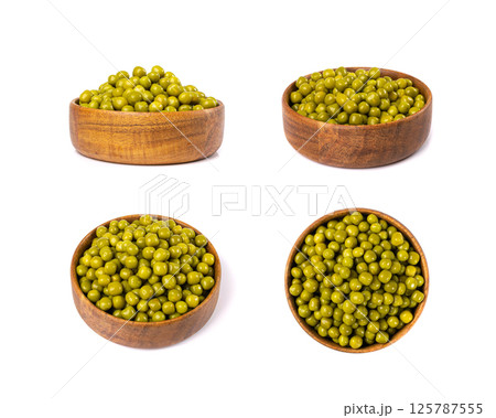 Canned Green Peas Isolated, Sweet Pea Pile, Cooked Legume, Protein Source 125787555