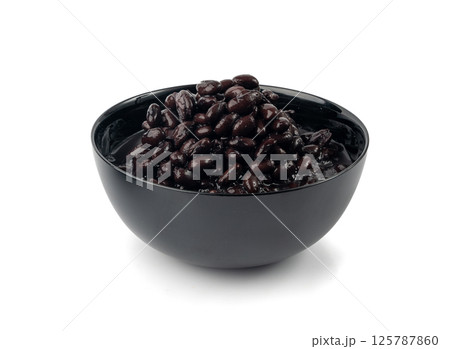 Black beans, cooked bean piles, baked legume, canned dark beans, rajma, Phaseolus vulgaris Black beans, cooked bean piles, baked legume, canned dark beans, rajma, Phaseolus vulgaris 125787860