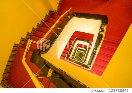 山の上ホテルの螺旋階段 山の上ホテルの螺旋階段 125788841