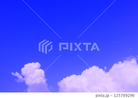 雲のある青空(壁紙素材) 雲のある青空(壁紙素材) 125789290