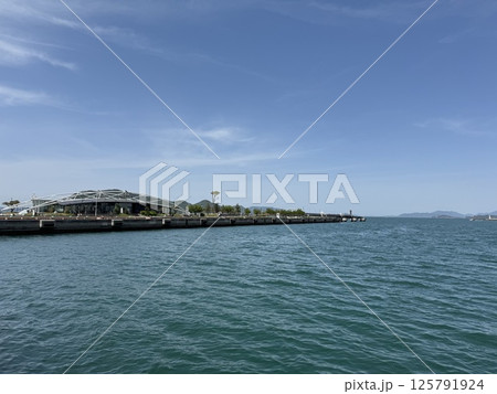 高松からの瀬戸内海 125791924