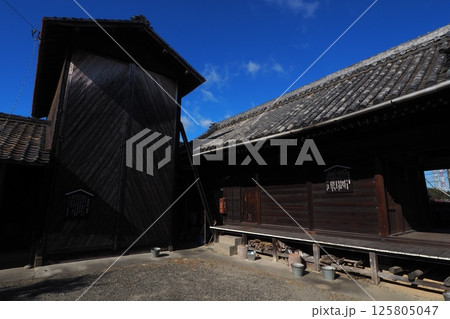 岡田の街並みの風景 125805047