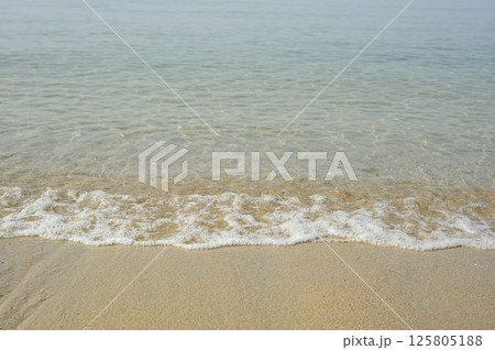 旅先で見た海 125805188