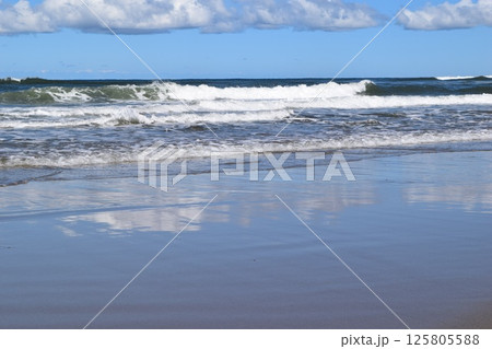 庄内浜の荒波 日本海 庄内浜の荒波 日本海 125805588