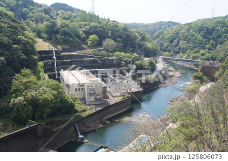 関西電力 天ケ瀬発電所(貯水式水力発電) 関西電力 天ケ瀬発電所(貯水式水力発電) 125806073