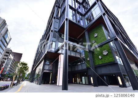 ワンビル 天神ビッグバン 天神交差点 福岡市中央区天神 ワンビル 天神ビッグバン 天神交差点 福岡市中央区天神 125806140