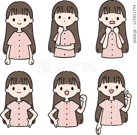 パジャマを着た長い髪の女性セット 125811754