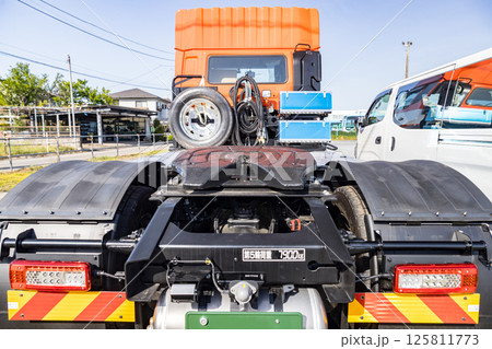 運送車両トラクターヘッド 運送車両トラクターヘッド 125811773