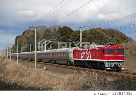 EF81 95牽引で常磐線を上るカシオペア紀行号。2025/2/22 EF81 95牽引で常磐線を上るカシオペア紀行号。2025/2/22 125814356