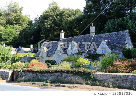 コッツウォルズの風景(Bibury) コッツウォルズの風景(Bibury) 125817030