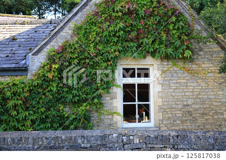 コッツウォルズの風景(Bibury) コッツウォルズの風景(Bibury) 125817038