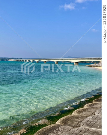 古宇利大橋・南詰展望所（沖縄県・今帰仁村） 125817929